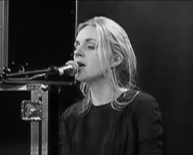 Rehgleich: Agnes Obel in Hamburg