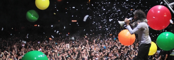 AUFTOUREN beim Primavera Festival: Wassernot